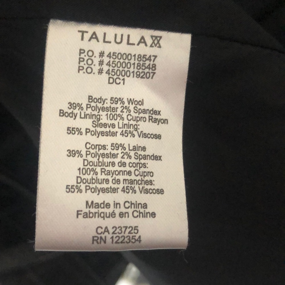 Aritzia Talula Blazer - Picture 8 of 8